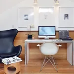 Browns Boutique Готель 3*