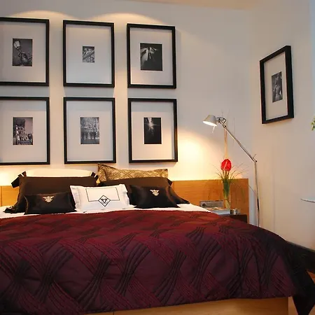 Hotel Browns Boutique