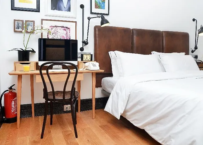 Browns Boutique Hotel 3*