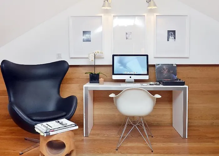 Browns Boutique Hotel 3*