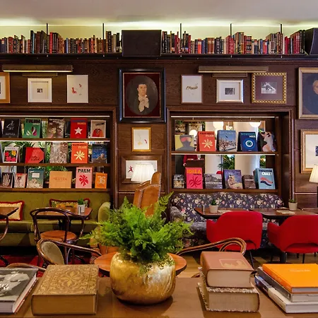 Browns Boutique 3*